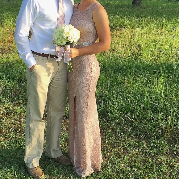 Light pink/taupe dress with slit and open back - Picture 1 of 5